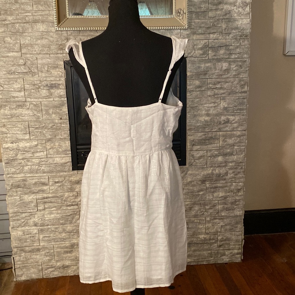 Forever 21 White & Siver Dress size Lay